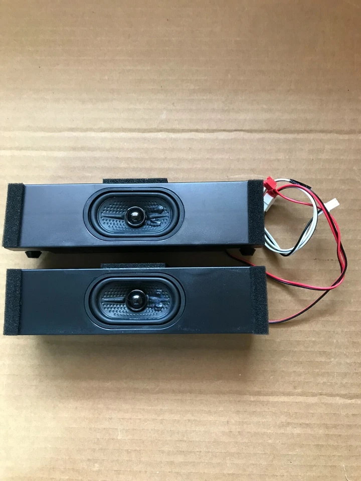 TCL - 43S431- SPEAKER - 6 0HMS. 10 WATTS . LT/RT . ( 2 ) with cable. - Image 1 of 3