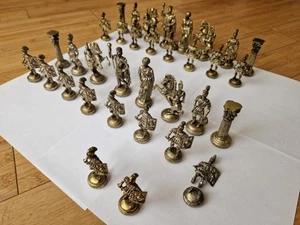 Chess Pieces Only - Medieval Age Large Roman Vintage Chessmen - 1 piece damaged - Picture 1 of 24