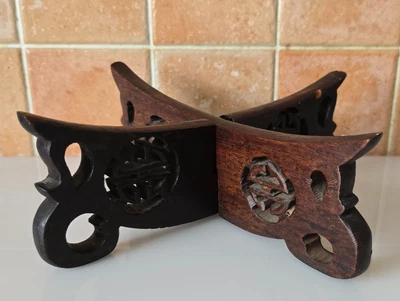 Antique Chinese Carved Wood Folding Stand for Vase Shou Qing 20th C. - Image 1 of 4