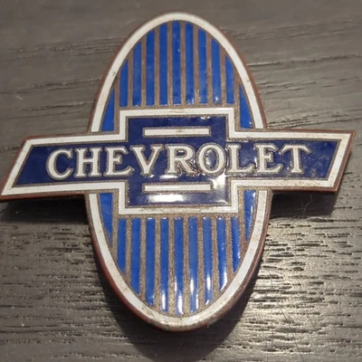  Insignia de radiador Chevrolet de 1930 OEM Foto 1 de 4