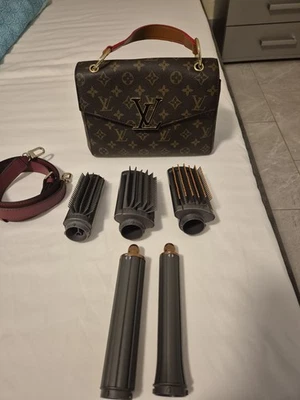 DYSON AIRWRAP AUFSÄTZE ,TASCHE,MUUBAA PRESLEY GRÖSSE 36 - Bild 1 von 4