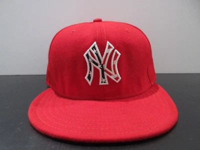 New York Yankees Hat Cap Fitted Mens 7 1/4 Red MLB Baseball American Flag - Image 1 of 4
