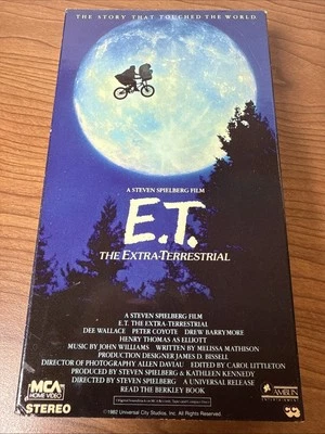E.T. The Extra Terrestrial VHS 1982 Green Flap, 1st MCA Pres, Call Home - Image 1 of 4