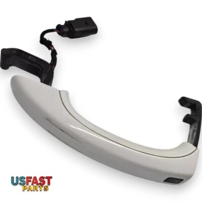 Audi Q7 2007–2015 Exterior Door Handle – OEM 4L0837205 - Image 1 of 3