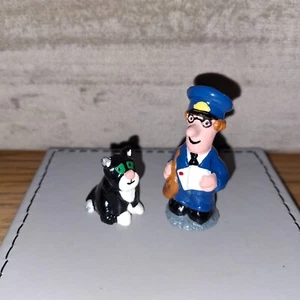 (CHILD TV)POSTMAN PAT & CAT*SUPERB* CAST METAL 2" SCALE FIGURE PAIR HAND PAINTED - Imagen 1 de 2