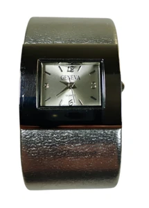 Stunning Vintage Geneva Ladies' Expandable Silver Cuff Watch - NOS, Runs Great! - Picture 1 of 5