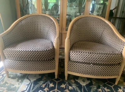 Sillas Thomasville INGRID - Un par a juego - Piezas antiguas del catálogo - 1/2 de descuento precio de venta sugerido por el fabricante Foto 1 de 3