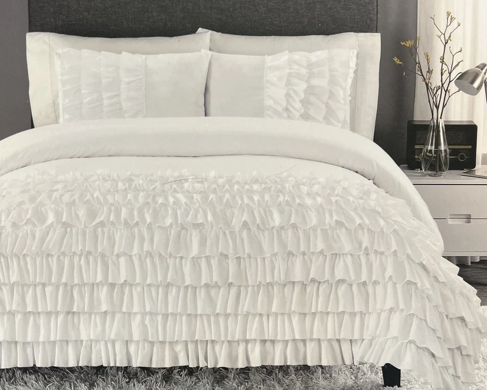 CYNTHIA ROWLEY WHITE RUFFLE TWIN / EXTRA LONG TWIN COMFORTER SET W/ SHAM DORM - Image 1 of 1