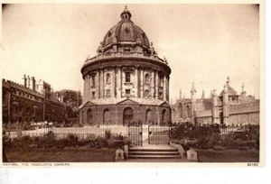 OXFORD - THE RADCLIFFE CAMERA B&W POSTCARD + - Picture 1 of 2