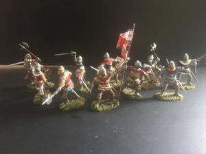 10 - Painted 1/32 - Medieval English Knights w Standard DETAILED ! - Picture 1 of 4