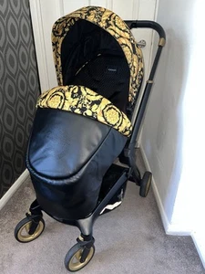 VERSACE Barocco Baby Pushchair β Luxury Gold & Black β Complete Set + Bag - Picture 1 of 9