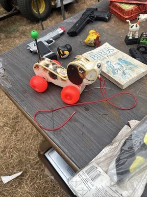 Fisher-Price Little Snoopy 木制狗拉玩具 摇摆和 Yips 1965 美国 — 第 1/4 张图片