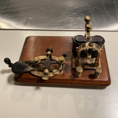 Manhattan Electric key and sounder Telegraph Great Condition  - Image 1 of 4