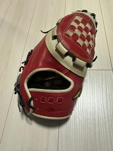 Guante de béisbol de cuero rojo y rubio Mizuno Pro Swift primera base usado - Imagen 1 de 4
