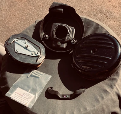 Harley Davidson Sportster Iron 883 2016-2022 purificador de aire, completo con herrajes Foto 1 de 4