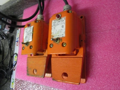 Interruptor de pie Hercules LineMaster 535-SWN - Lote de 2 Foto 1 de 4
