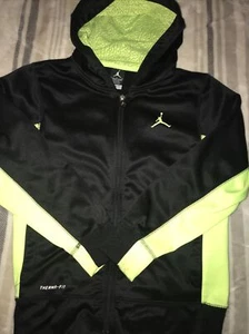 NIKE AIR JORDAN Jacket THERMA-FIT Black & Neon Green YOUTH LARGE Polyster  - Picture 1 of 5