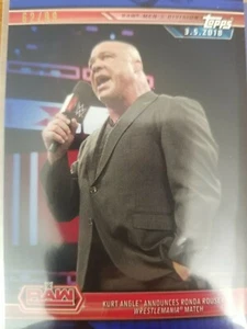 Topps WWE Road to Wrestlemania 2019 #29 Kurt Angle anuncia Ronda Blue 62/99 - Imagen 1 de 1