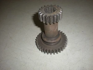 Bolens 1716480 Gear and Shaft for Tube Frame 6-speed Trans-Axle - Picture 1 of 3