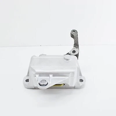 VOLVO XC40 Right Side Engine Mounting Pad 32298305 NEW GENUINE - Image 1 of 1