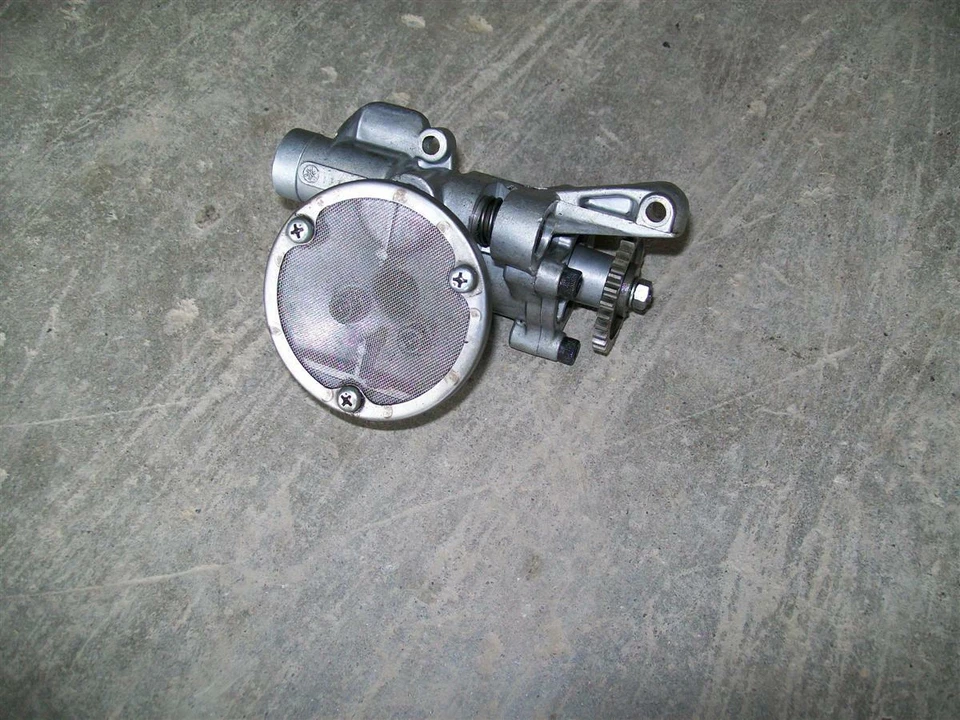 1978 78 Yamaha XS 750e XS 750 e XS750e Oil Pump Foto 1 de 2