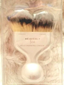 IT Cosmetics Hello Cheekbones Cepillo Contorno y Destacado Nuevo En Caja - Imagen 1 de 2