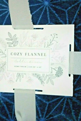 Christmas Holiday Blue Cozy Flannel Home Throw Blanket  50x60in - Image 1 of 2