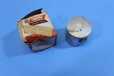 NOS Yamaha YZ175 YZ 125 1976 OEM Piston .50 (2nd O/S) 1L8-11636-01 - Image 1 of 4