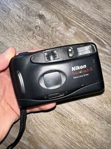 Nikon Nice Touch 3 fotocamera pellicola 35 mm - Foto 1 di 12