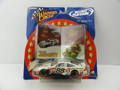 Winners Circle 2001 doble platino 1/43 Dale Jarrett #88 UPS/espectáculo de los Muppets Foto 1 de 4