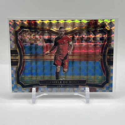 2017-18 Panini Select - Field Level Daniele De Rossi #282 Silver Prizm - Image 1 of 2