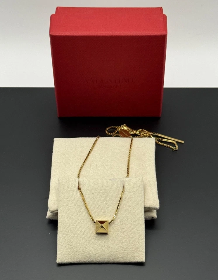 Collar Rockstud Único Valentino Garavani — Tono Dorado — Nuevo con Caja Foto 1 de 4