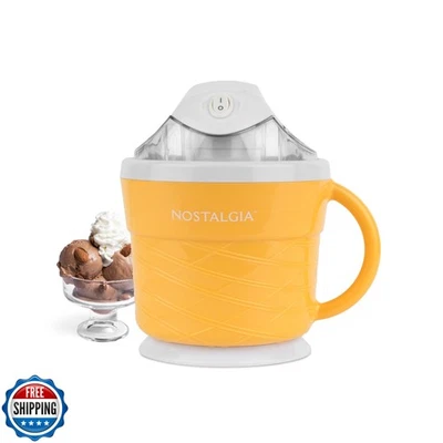 Máquina de helados eléctrica Nostalgia - Máquina de helados suave de moda Foto 1 de 4