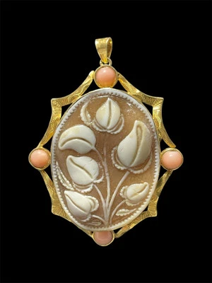 Ciondolo spilla in argento con cameo e corallo rosa - Immagine 1 di 4