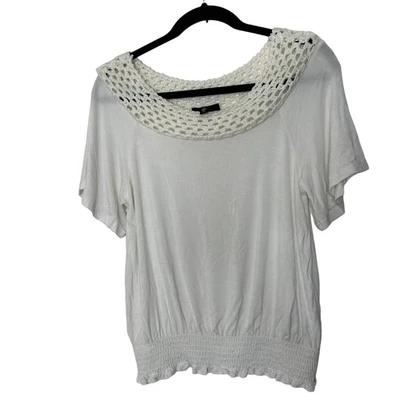 Jessica Simpson Women's Stefan Lace Shoulder Hugger Smock Hem Top Gardenia Sz M - Image 1 of 4