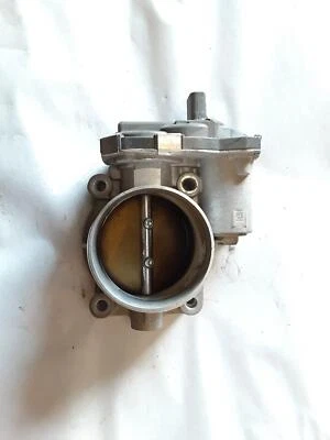 Корпус дроссельной заслонки 2014-2015 CHEVY SILVERADO 1500 4,3 л - Изображение 1 из 3