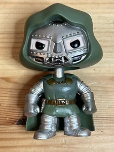 Rare Funko Pop 2012 Marvel Villain Dr Doom #17 Loose OOB Bobblehead Vinyl Figure - Picture 1 of 9