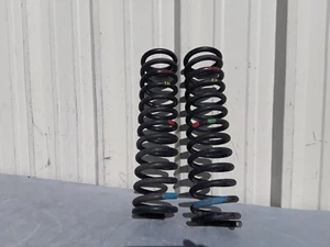 1981 Mercedes Benz W123 240D Front Coil Springs Set OEM - Picture 1 of 10