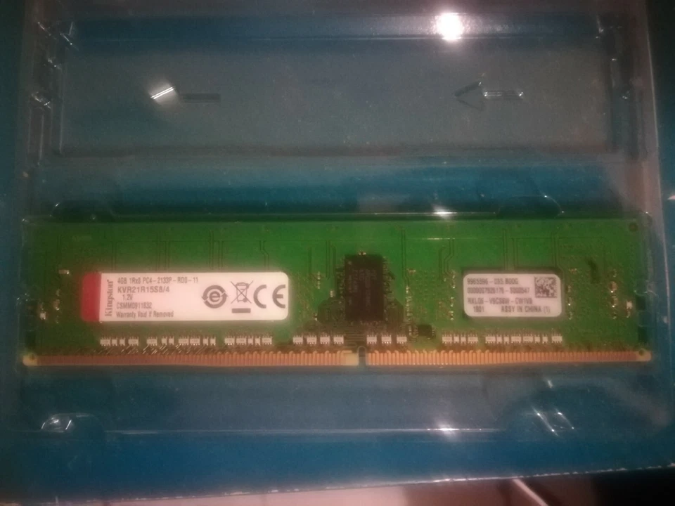 Kingston ValueRAM 4 Go DDR4 2133 MHz ECC (Server) REG CL15 SR X8  - Photo 1/1