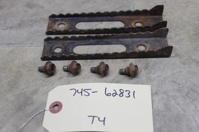 Honda Foreman 500 2014-2019 OEM reposapiés izquierdo derecho clavijas peldaños placas Foto 1 de 4