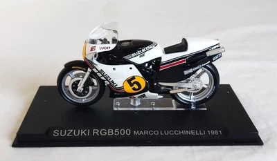 SUZUKI RGB500 1981 1:24 MARCO LUCCHINELL n 5 Perfetta box rigido aperta per foto - Immagine 1 di 4