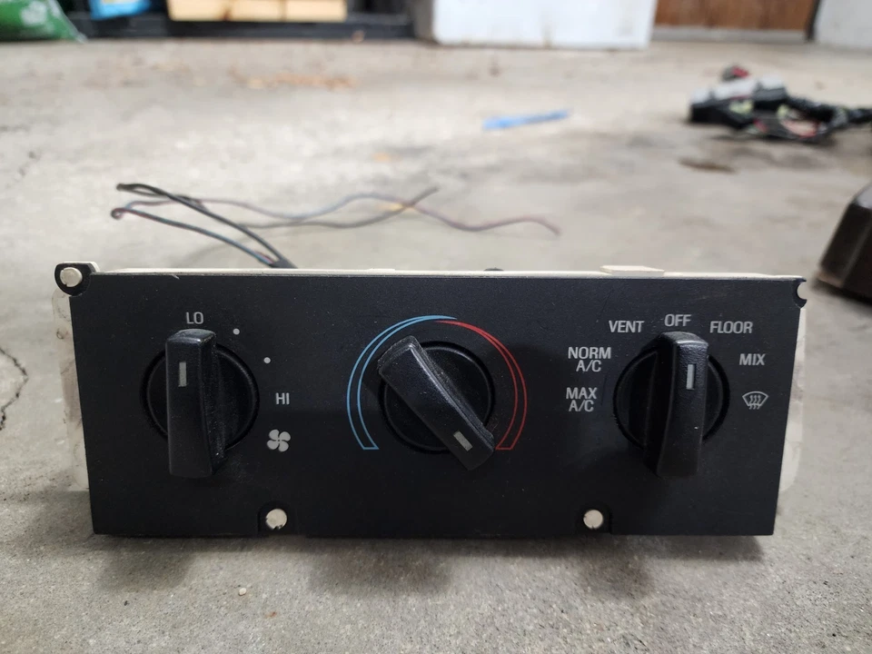 Ford Mustang 1990-1993 calefacción aire acondicionado panel de control de clima ¡coche SSP limpio! Foto 1 de 2