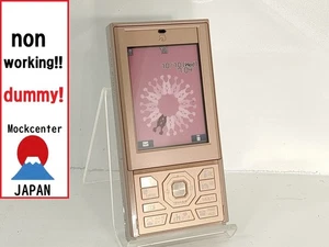 【Factice !】 Panasonic P704i (couleur rose) docomo-japon téléphone portable qui ne fonctionne pas - Photo 1 sur 4
