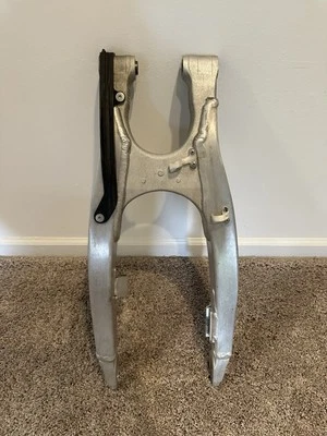 Brazo basculante trasero 2018-2023 Yamaha YZ250f YZ450f 18 19 20 21 22 2019 2022 Foto 1 de 4