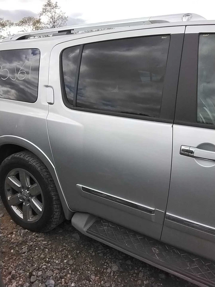 Used Rear Right Door Assembly Rear Side fits: 2012 Nissan Armada electric Rear R - Изображение 1 из 4