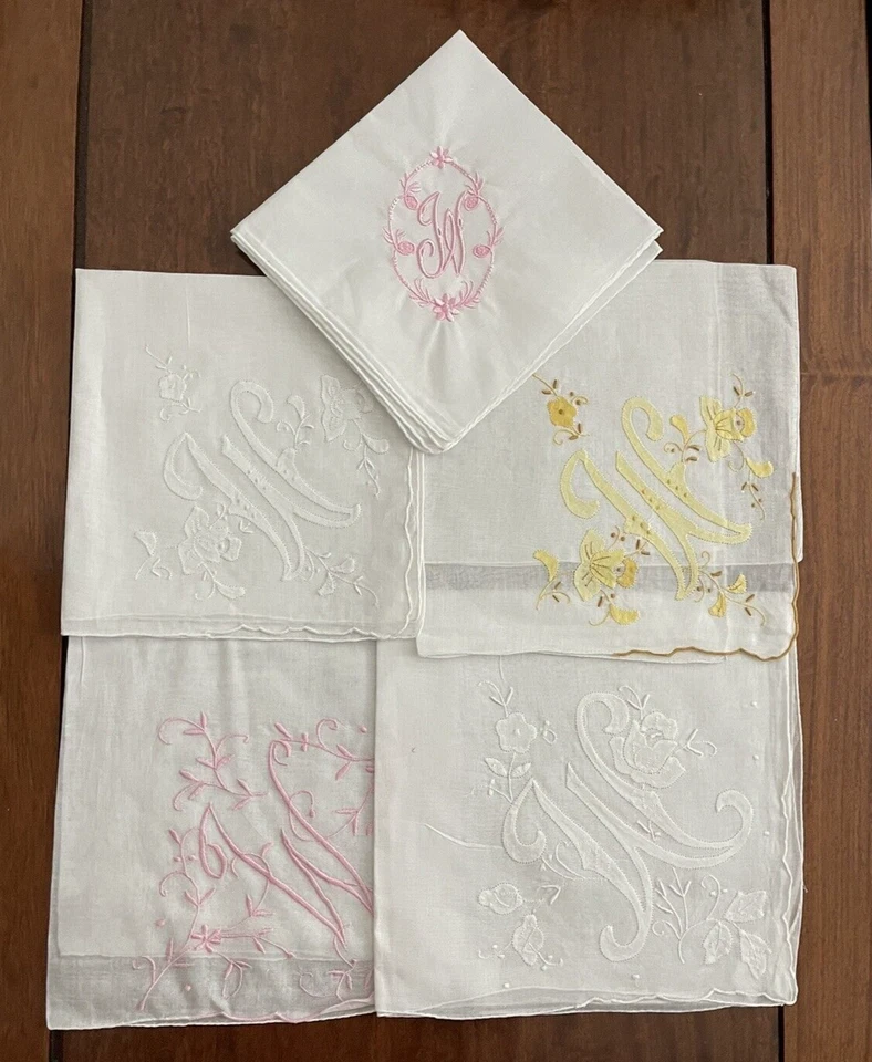 复古 Monogram 刺绣手帕 5 字母 W 全新! — 第 1/1 张图片