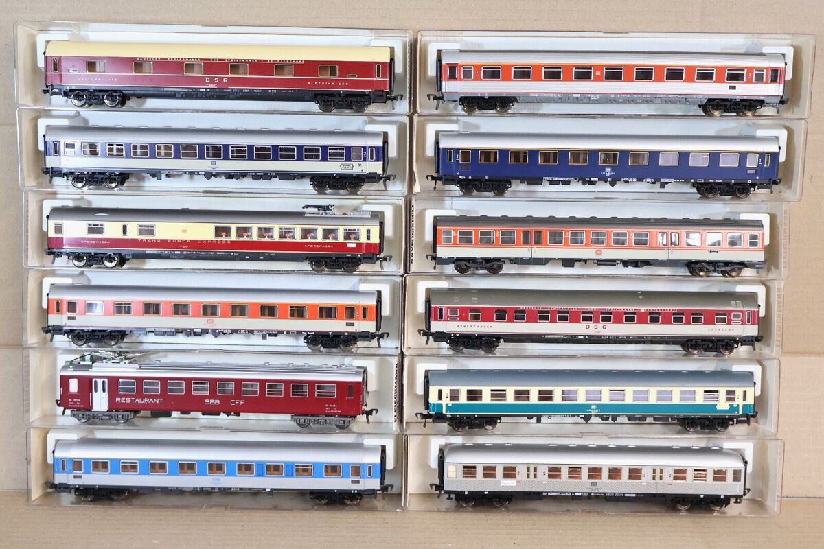 Deutsche Bahn Red HO Model Railroad Passenger Cars for sale Deutsche Bahn Red HO Model Railroad Passenger Cars for sale