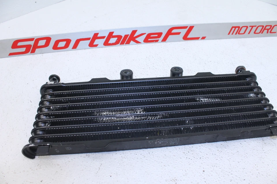 88-97 SUZUKI KATANA GSX 600 GSX600F ENGINE OIL COOLER COOLING MOTOR MOUNT OEM - Image 1 of 1