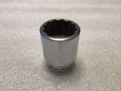 Snap On/Blue-Point#U402 - 1-1/4”SAE, 3/4”Dr., 12Pt.,Shallow, Socket-USA- - Image 1 of 4