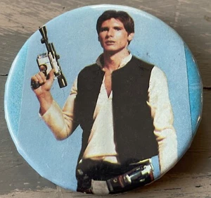 De Colección Años 70 ORIGINAL STAR WARS Han Solo Película Pose 2 1/2" Botón Pinback Insignia - Imagen 1 de 2
